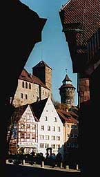 Blick über den Tiergärtnertorplatz