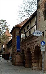 Türme blaues K, L, M