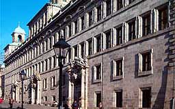 Rathaus, Wolff'scher Bau